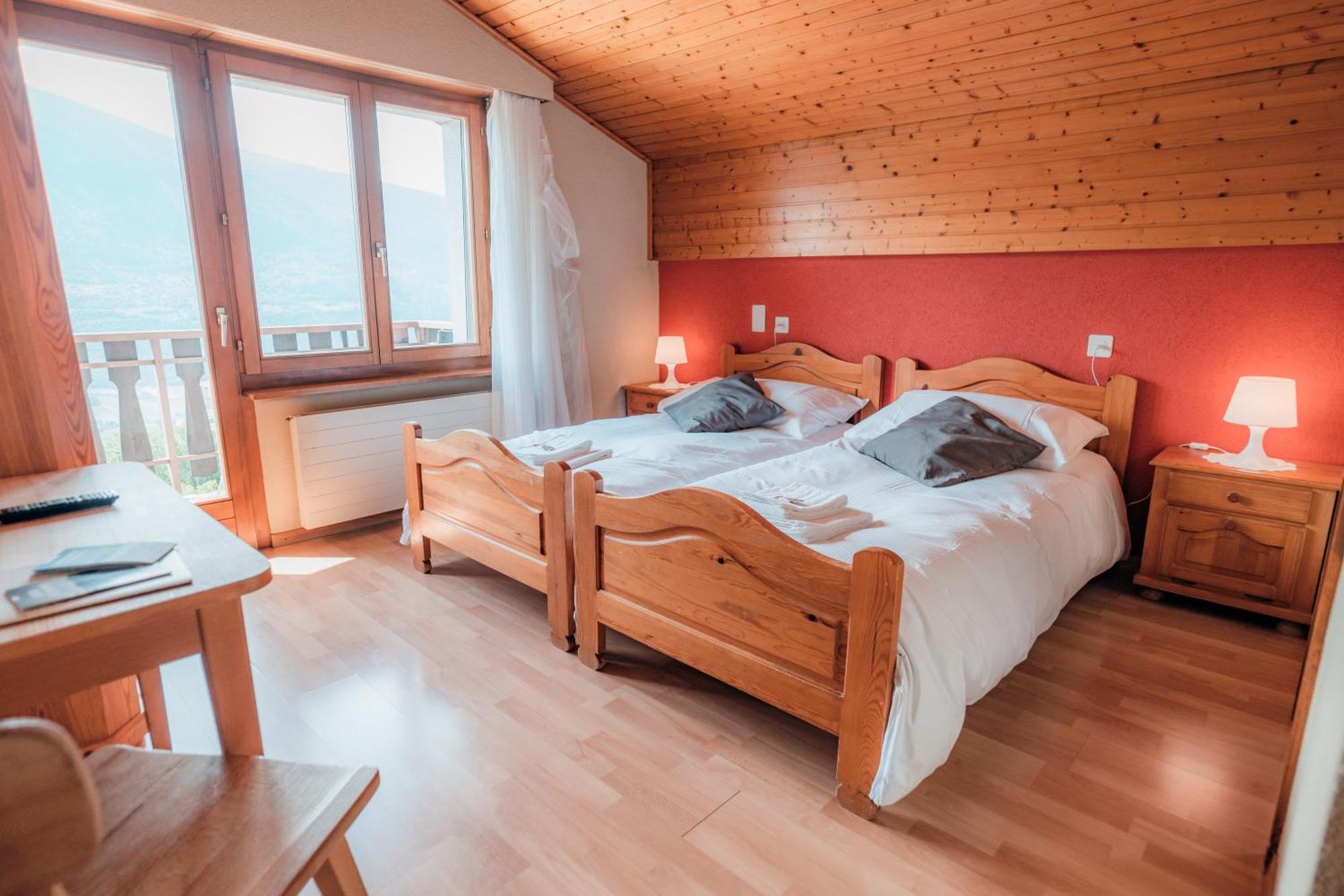 Hotel Le Relais Fleuri à Chermignon-d'en Bas Extérieur photo